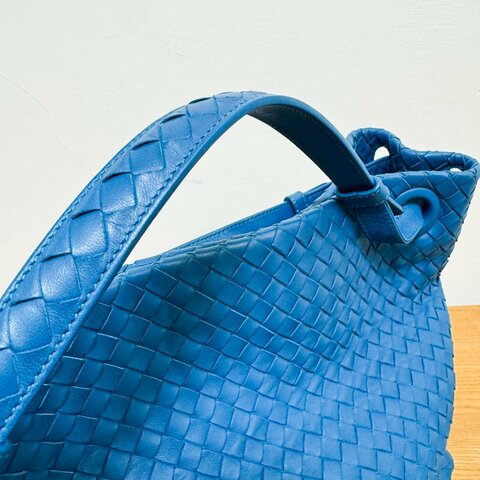 Bottega Veneta BV 編織雙橋單肩斜挎包 秀款 碧綠藍