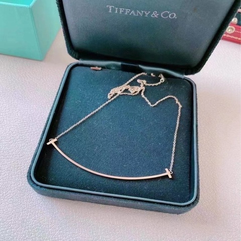 Tiffany&Co/蒂芙尼 T系列玫瑰金微笑Smile款。大號笑臉項鍊