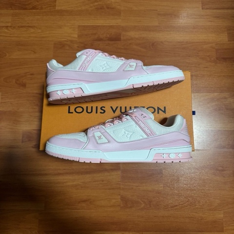 Louis Vuitton路易威登Trainer粉白低幫板鞋 玫瑰粉37.5碼