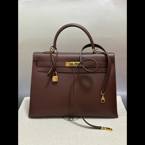 Hermes Kelly 35
巧克力色金扣
Epsom皮
