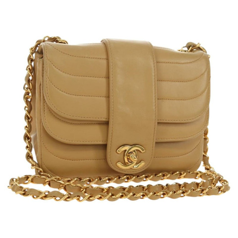 香奈兒 (CHANEL) 鏈條肩背包，羊皮，米色，金色 CC 標誌，正品編號 182904SAV