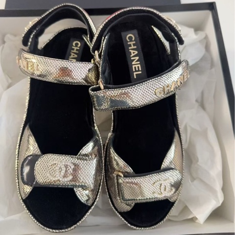 【全新品】Chanel香奈兒blingbling 超美金色魔鬼氈前高後高厚底涼鞋39碼