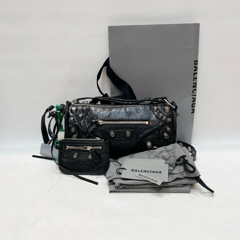 Balenciaga巴黎世家Le Cagole黑银机车可调节肩带斜挎单肩圆筒包13*24.5*13