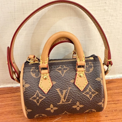 lv 花紋m00544 speedy掛飾😻