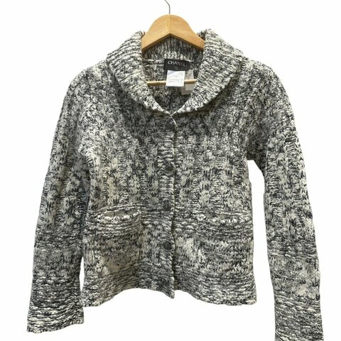 【美收精品】CHANEL 灰白混色針織外套  C-662【隔月月中將轉賣至日本 上架期限30天】