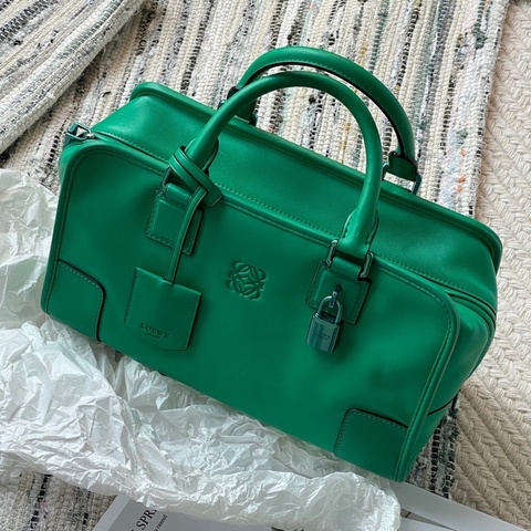 羅意威 Loewe Amazona28 小牛皮綠色手提  配件鑰匙/鎖