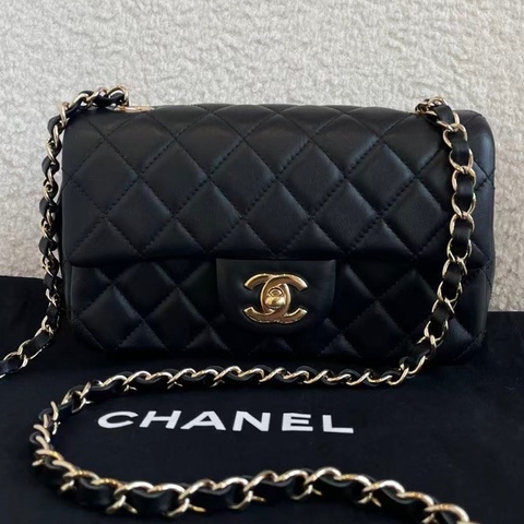 Chanel香奈兒21C 大mini黑金羊皮鏈條包，30開