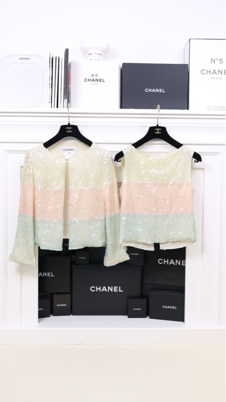 Chanel 00年彩色亮片背心套装外套两件套