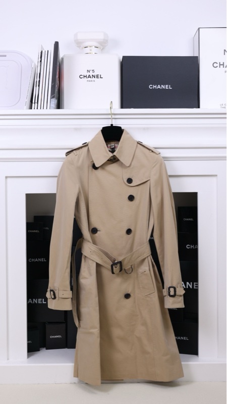 burberry卡其色双排扣风衣大衣外套