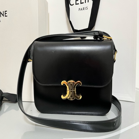 CELINE Triomphe 凱旋門肩背包（大）22cm 黑金亮澤牛皮｜近全新｜專櫃正品全配