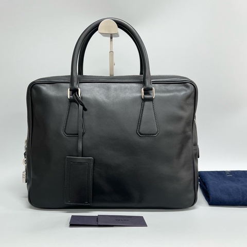 97新 Prada/普拉達黑色全皮公文包手提包  有鑰匙 鎖
