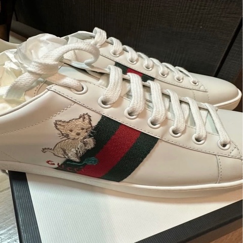 100% 全新 Gucci 特別版刺繡休閒鞋