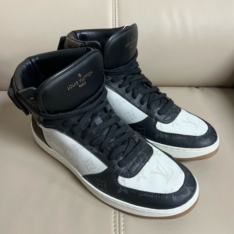 95新 LOUIS VUITTON Rivoli 帆布 系帶圓頭 高幫 時尚板鞋 男款 黑白 7碼