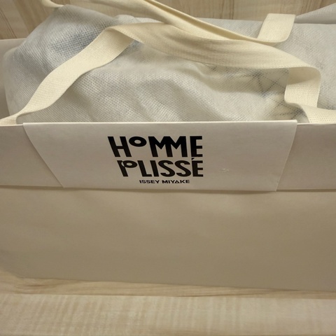 BAOBAO ISSEY MIYAKE、三宅一生《托特旅行包》