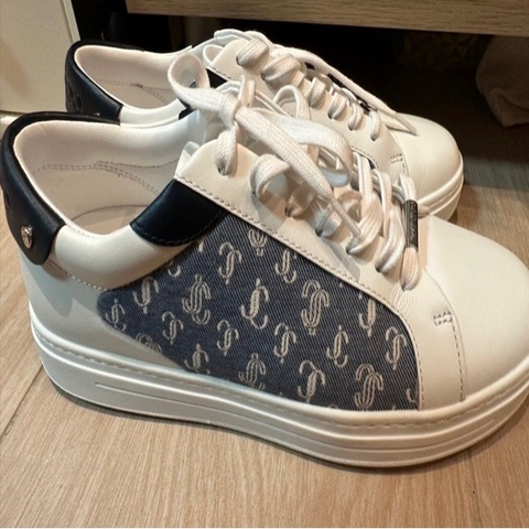 Jimmy Choo 95% 全新 Denim 牛仔布 pattern 輕便鞋