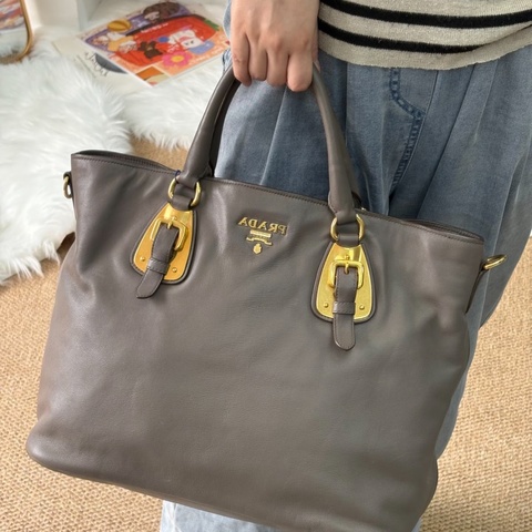 Prada • 經典大象灰全皮托特包 🈶原廠背帶