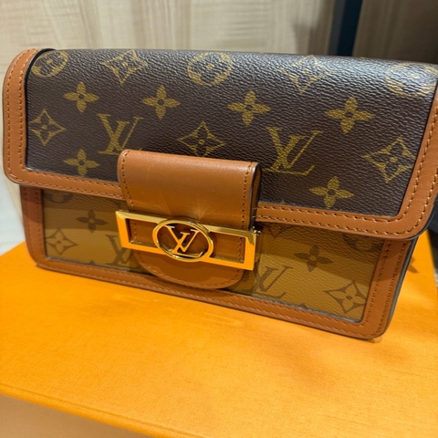 LV (全配） 經典熱銷雙色老花達芙妮 小號❤️