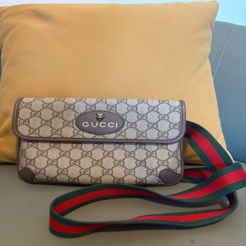 GUCCI 古馳 經典老花虎頭腰包 胸包 斜背包 男女適用 八成新 無附件