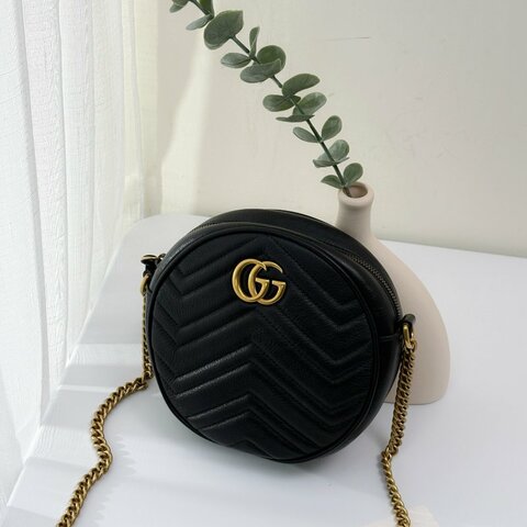 S5483-Gucci 黑色 Marmont 牛皮斜背圓餅包550154
