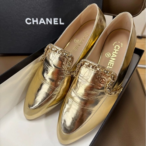 Chanel 香奈兒 埃及系列 金色皮穿鏈雙Clogo樂福鞋38.5碼