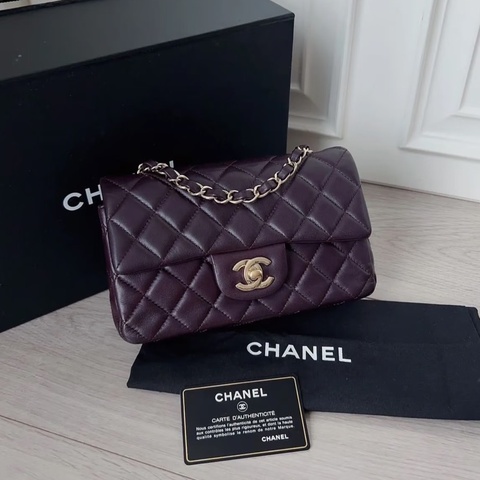 Chanel • 經典葡萄紫羊皮金釦Cf 20 大全配🈶購證