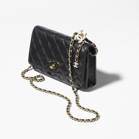 香奈兒CHANEL 黑色羊皮 WOC Wallet On Chain 黑金 菱格紋 琺瑯CC 白色雙C吊飾 鏈條包 斜背包 24a