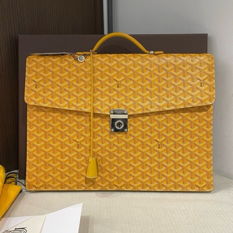 GOYARD戈雅 老花滿印皮革公文包 多色 手提包，尺寸40.5/30/4cm 有鑰匙防塵