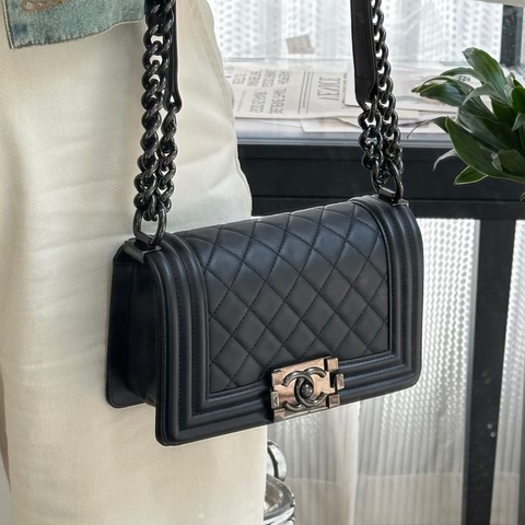 💎Chanel香奈兒｜leboy 小號 so black黑色牛皮 斜挎包｜98新 25開無卡