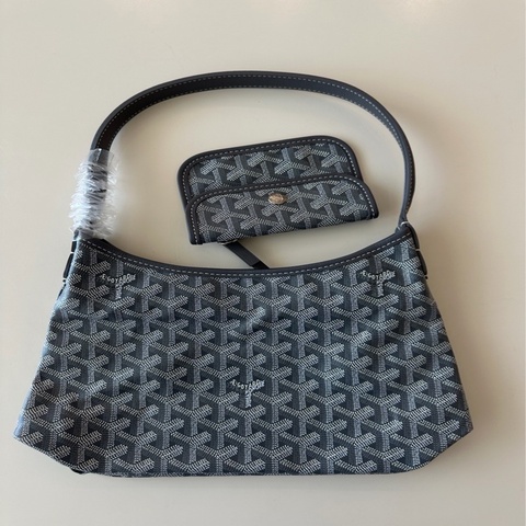 Goyard Mini hobo 灰色
