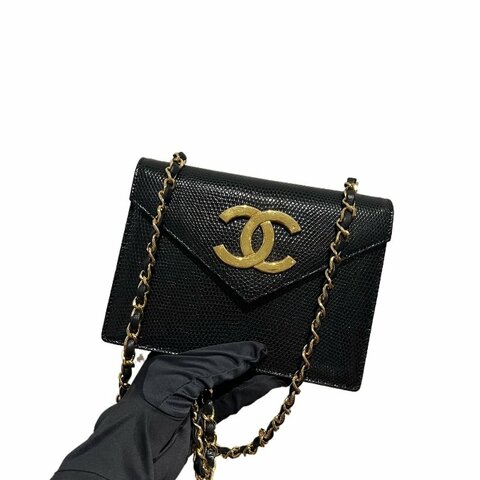 Chanel香奈兒的大雙C扣特殊皮黑金信封鏈條包