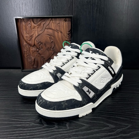 Louis Vuitton路易威登 trainer 黑白牛仔 43.5碼