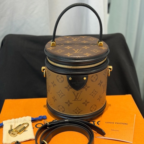 99新 LV/路易威登 CANNES 老花黑邊發財桶手提斜挎包圓桶水桶包，芯片