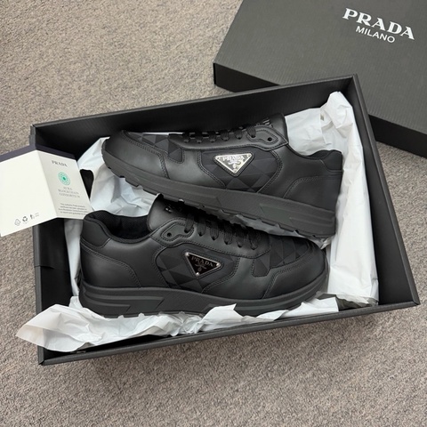Prada (2EE444) Prax 2.0 男款 運動鞋#7.5