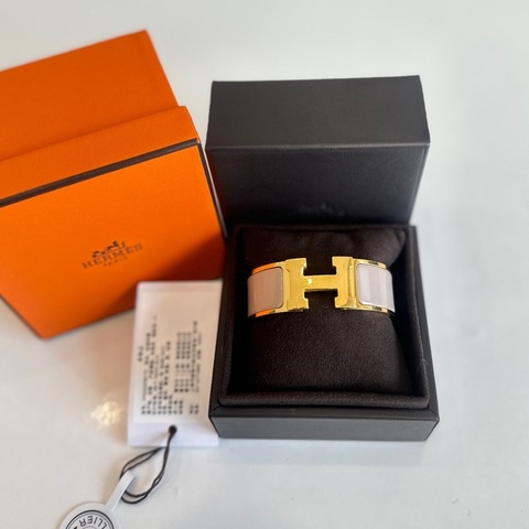 HERMES愛馬仕Clic H奶茶琺瑯金屬手環寬版~腕圍16cm~