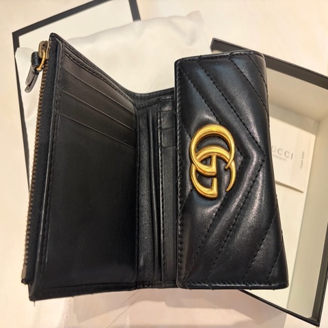 Gucci Marmont 黑牛皮革三折短夾錢包