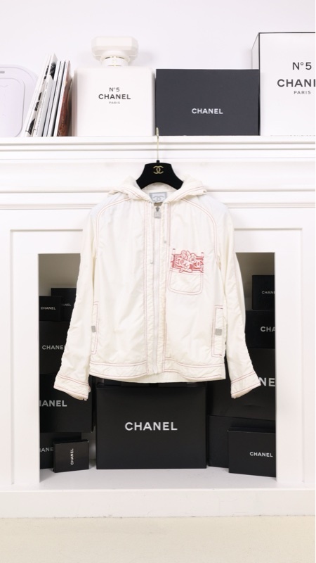 Chanel 05年运动方标白红山茶花拉链上衣