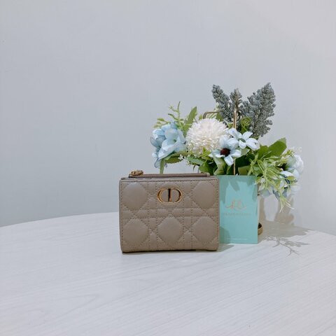 TK2124 Christian Dior迪奧經典格紋銀包  Caro Dahlia Wallet Calfskin Beige x GHW #98-MA-0293