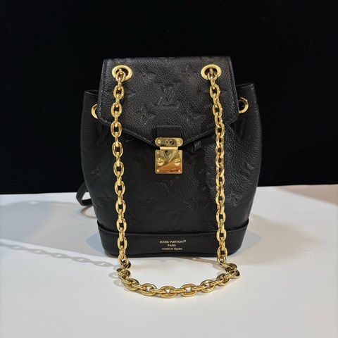 路易威登/Louis Vuitton Nano Noe黑金全皮壓紋迷你雙肩鏈條包 芯片款 底長：13cm