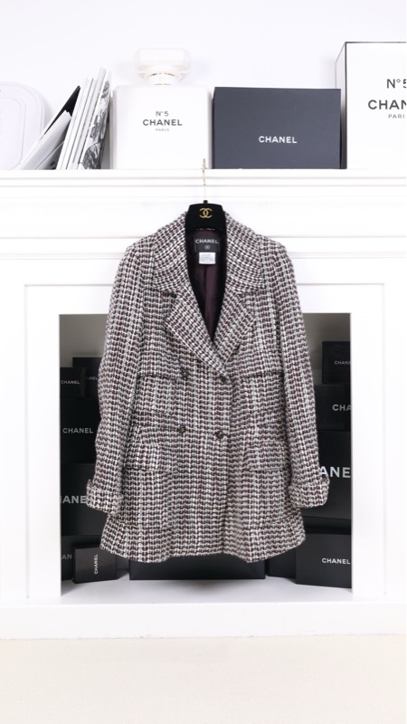 Chanel 01年秋冬秀款棕白格纹四口袋黑金双排扣外套