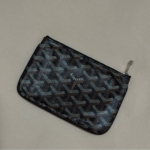 Goyard  黑色一字領零錢包