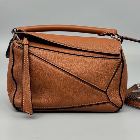 Loewe 羅意威 焦糖色幾何Mini斜挎包 尺寸17*11