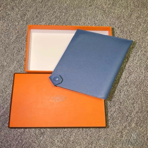 未使用 Hermès Tarmac 護照夾｜Epsom 牛皮｜藍色｜附原廠盒