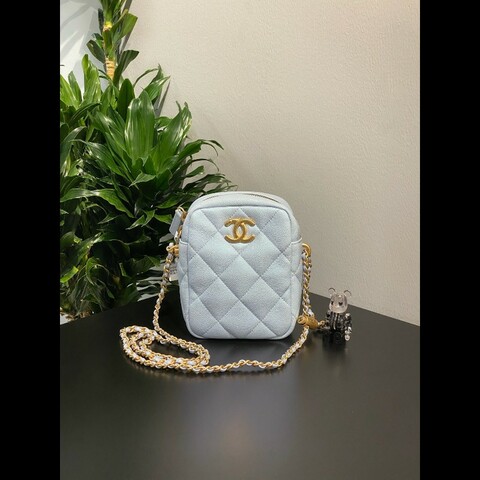 Chanel 豎版相機包 珠光藍 金扣 荔枝皮 99新