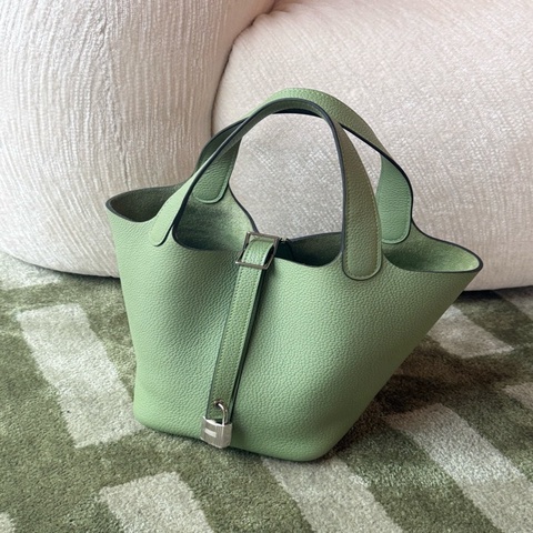 Hermès 愛馬仕 菜籃子18牛油果綠銀扣 鎖具塵袋D刻