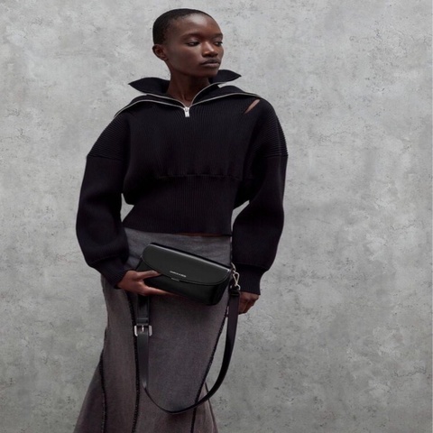 CHARLES & KEITH 復古油蠟皮鍊條翻蓋斜背包