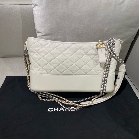 chanel香奈兒白色牛皮漸變菱格紋中號流浪包單肩斜挎包 25開 底長27。