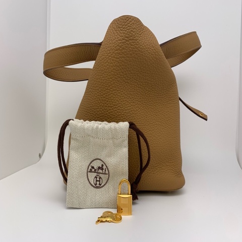 99新 Hermes/愛馬仕Picotin lock餅乾色荔枝皮手提包 金扣蔡籃子 22x19x17