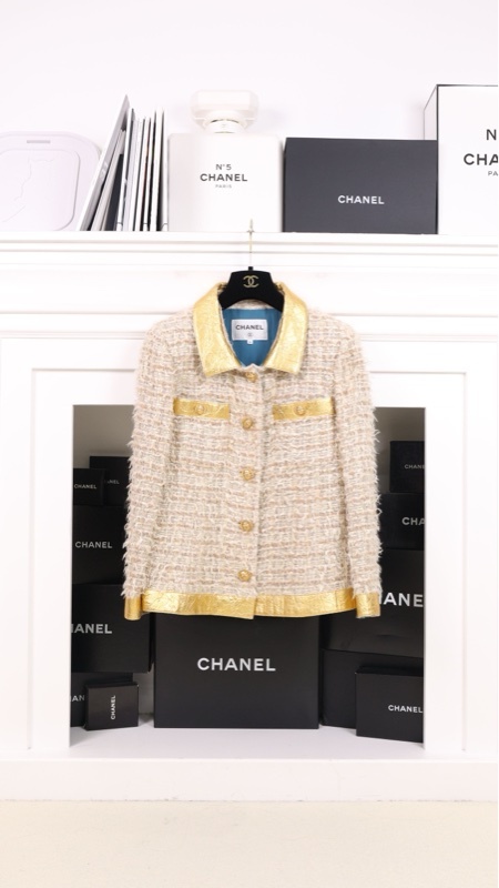 Chanel 19年埃及系列圣甲虫菠萝金色编织拼皮外套周迅同款FR38 24/2