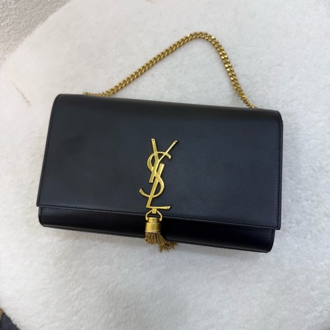 YSL黑金牛皮流蘇下蓋鏈包