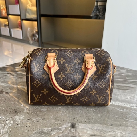 Louis Vuitton路易威登Speedy 20 經典老花刺繡Logo可調節可拆卸肩帶 塗層帆布拼牛皮飾邊 單肩斜挎手提包 棕色 芯片款 无钥匙。